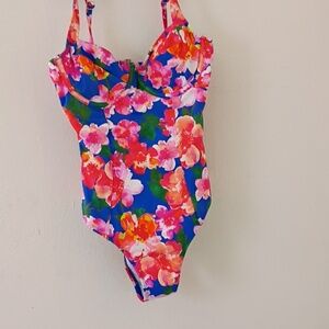 CUPSHE Women's One Piece Swimsuit Tummy Control Bathing Suit V Neck High Support